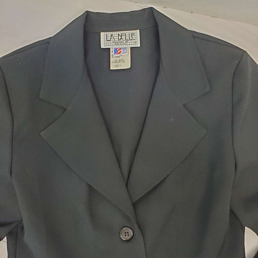 Vntg La Belle Fashions Black 3 Button Blazer Jacket Made in USA Size 7 90s Style